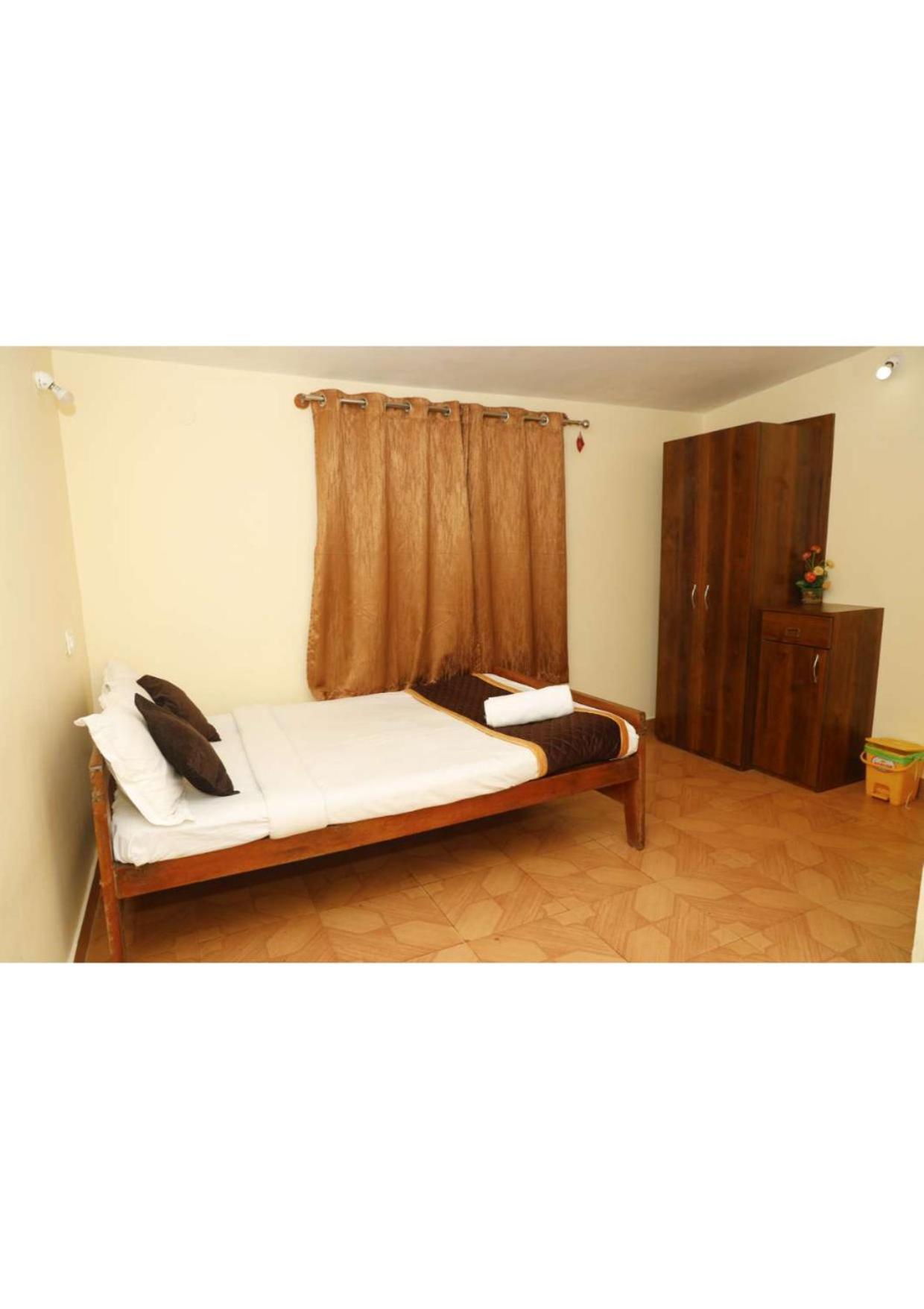 Kollanoor Guest House マディケーリ エクステリア 写真